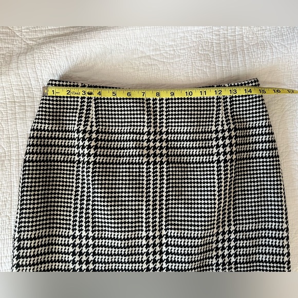 NEW WITH TAGS - H&M Houndstooth Mini Skirt - Picture 4 of 5